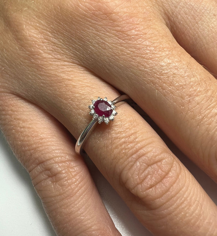 Anello in Oro Donna Crusado Collezione Tropea Con Diamanti e Rubino-Kaidara Gioielli